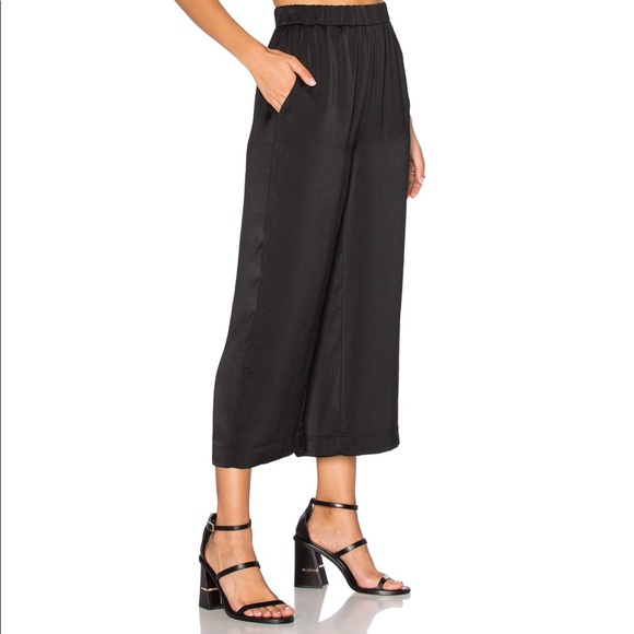 Vince Wide Leg Crop Pant - Picture 2 of 4